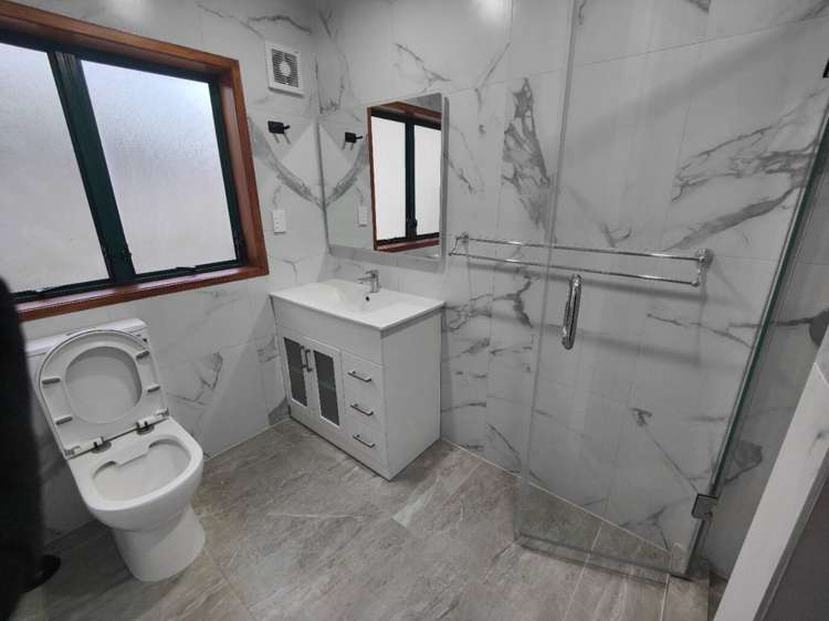 8 Auden Close 2369_16