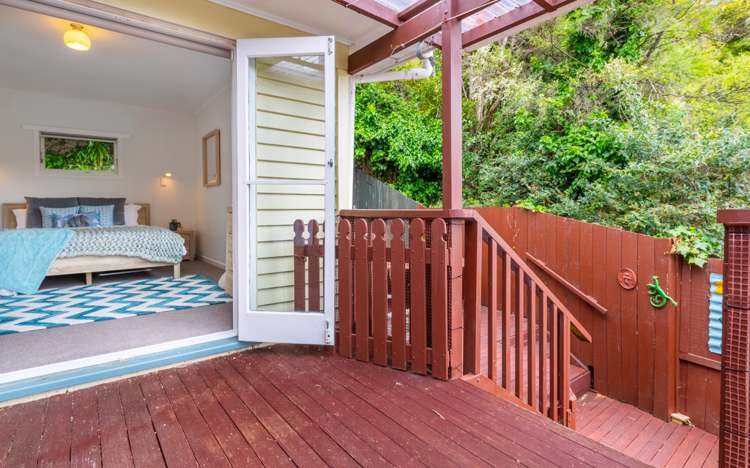 219 Woodlands Park Road Titirangi_11