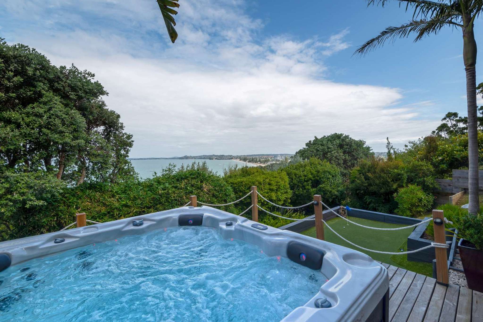 Clifftop stunner in beach town for sale with pool and minor dwelling - ‘the views just blew us away’