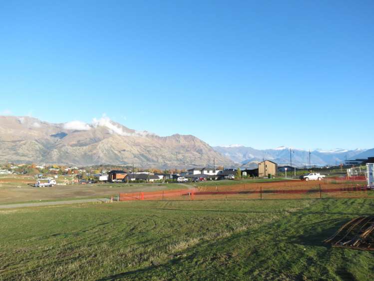 4 Barclay Place Wanaka_2