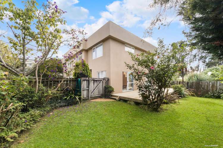 19/24 Eastglen Road Glen Eden_5