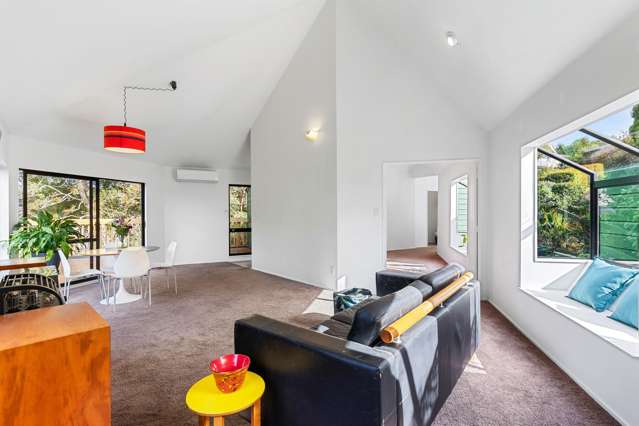 2/7 Almadale Place Hillcrest_3