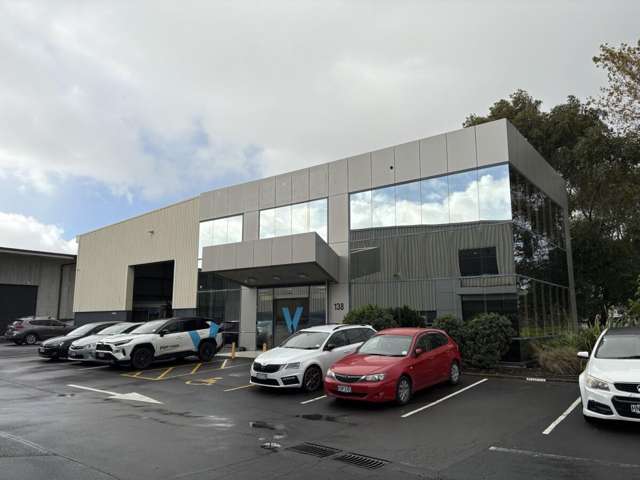 138 Hugo Johnston Drive Penrose_2