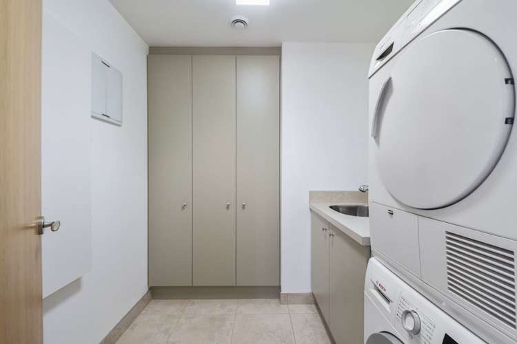 88 Lake Terrace Taupo_16