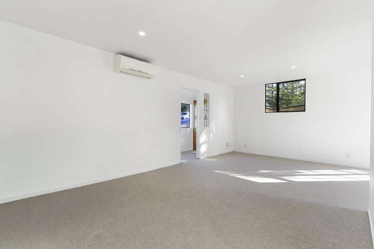 210 Glamorgan Drive Torbay_3