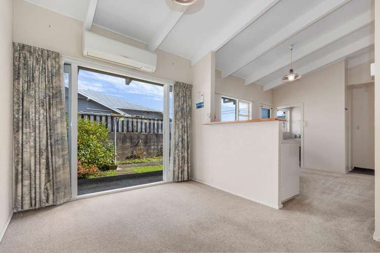 556 Queen Street East Levin_9