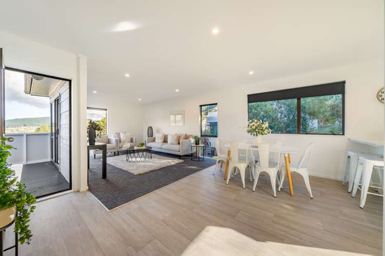 8 Forglen Place Tawa_14