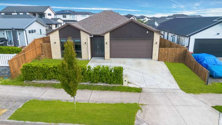 102 Twin Parks Rise Papakura_16