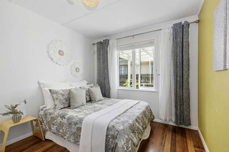 96 Hair Street Wainuiomata_13