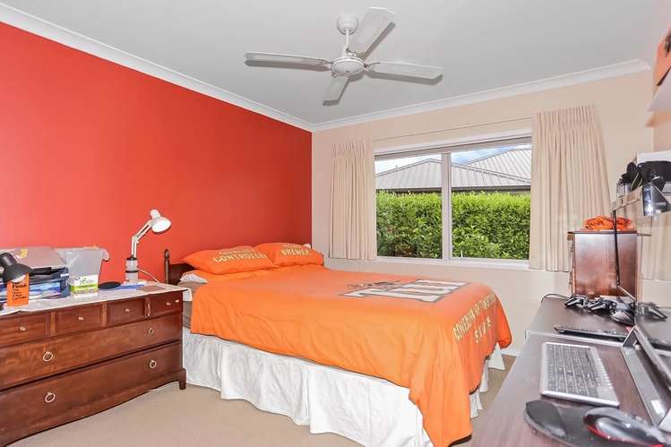 18 Contour Avenue Pyes Pa_14