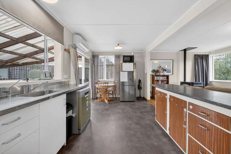 8 Oxford Street Lansdowne_6