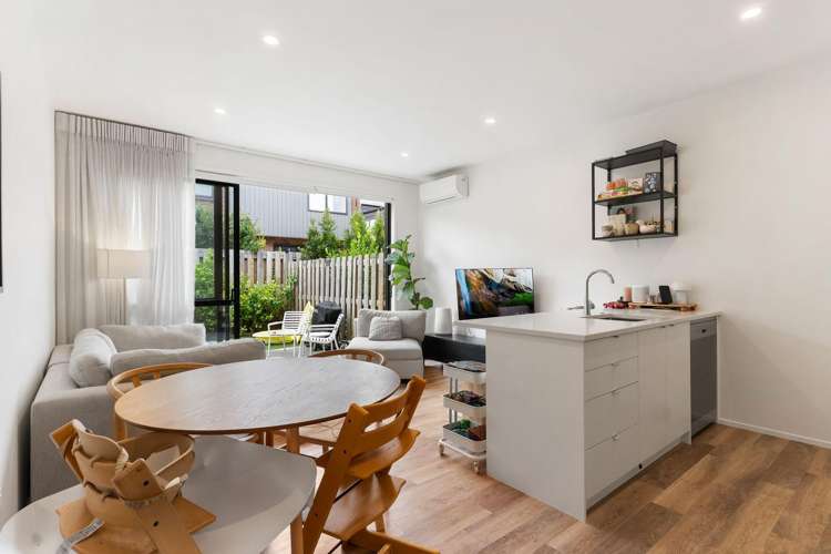 6 Panehe Lane Mt Wellington_3