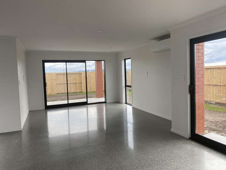 36 Taurangawaka Road One Tree Point_8