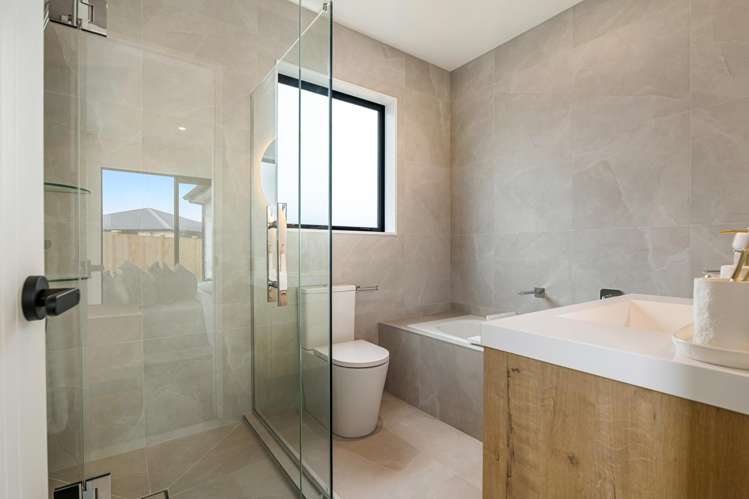 18 Taurangawaka Road One Tree Point_13