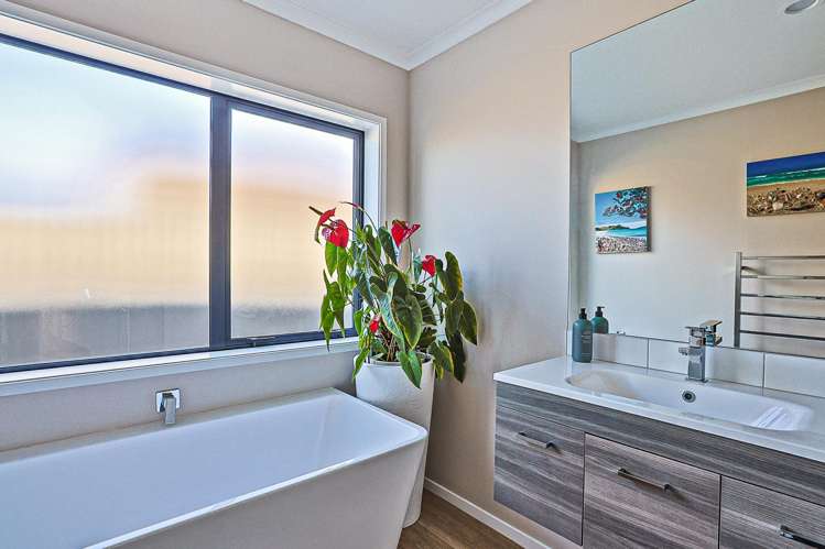 14 Manapouri Street Poraiti_13