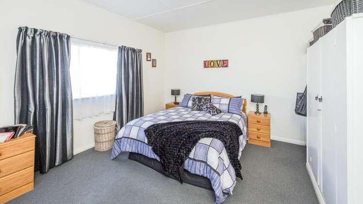 106 Glasgow Street 1235_6