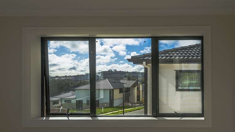 12 Drover Close Flat Bush_2