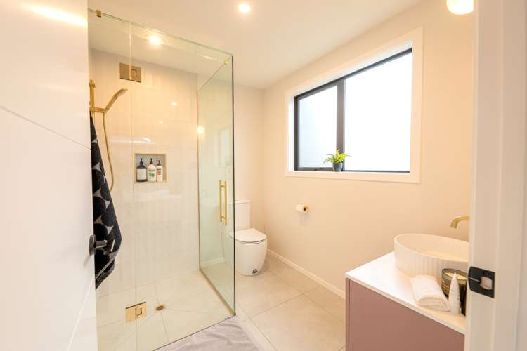 100a Lewis Street Gladstone_12