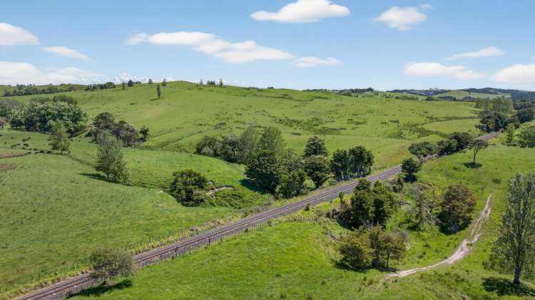 136 Ranganui Road Kaiwaka_10