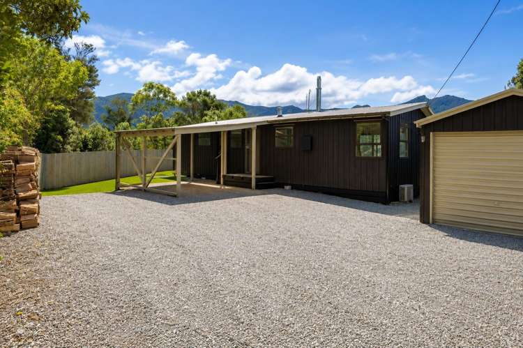 106 Main Road Havelock_7