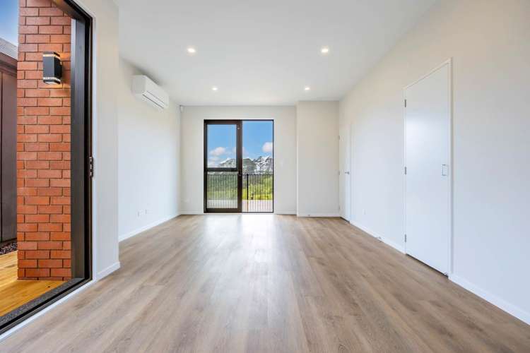 17 Puhikawa Street Massey_10