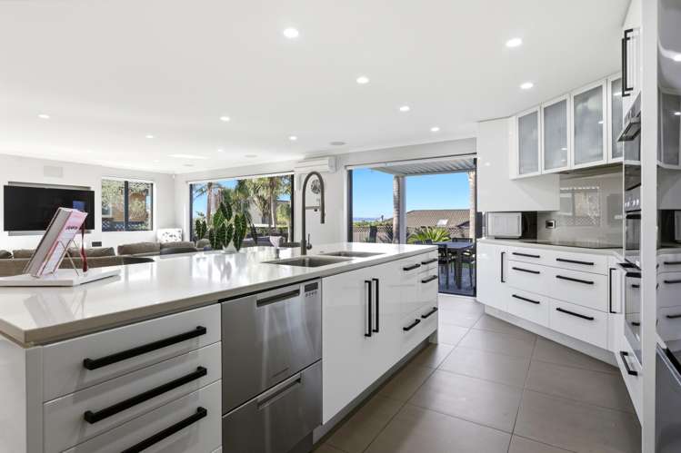 99 Grovenor Drive Orewa_8