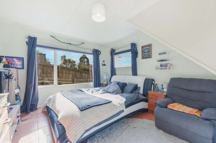 35 Jenner Road Toi Toi_10