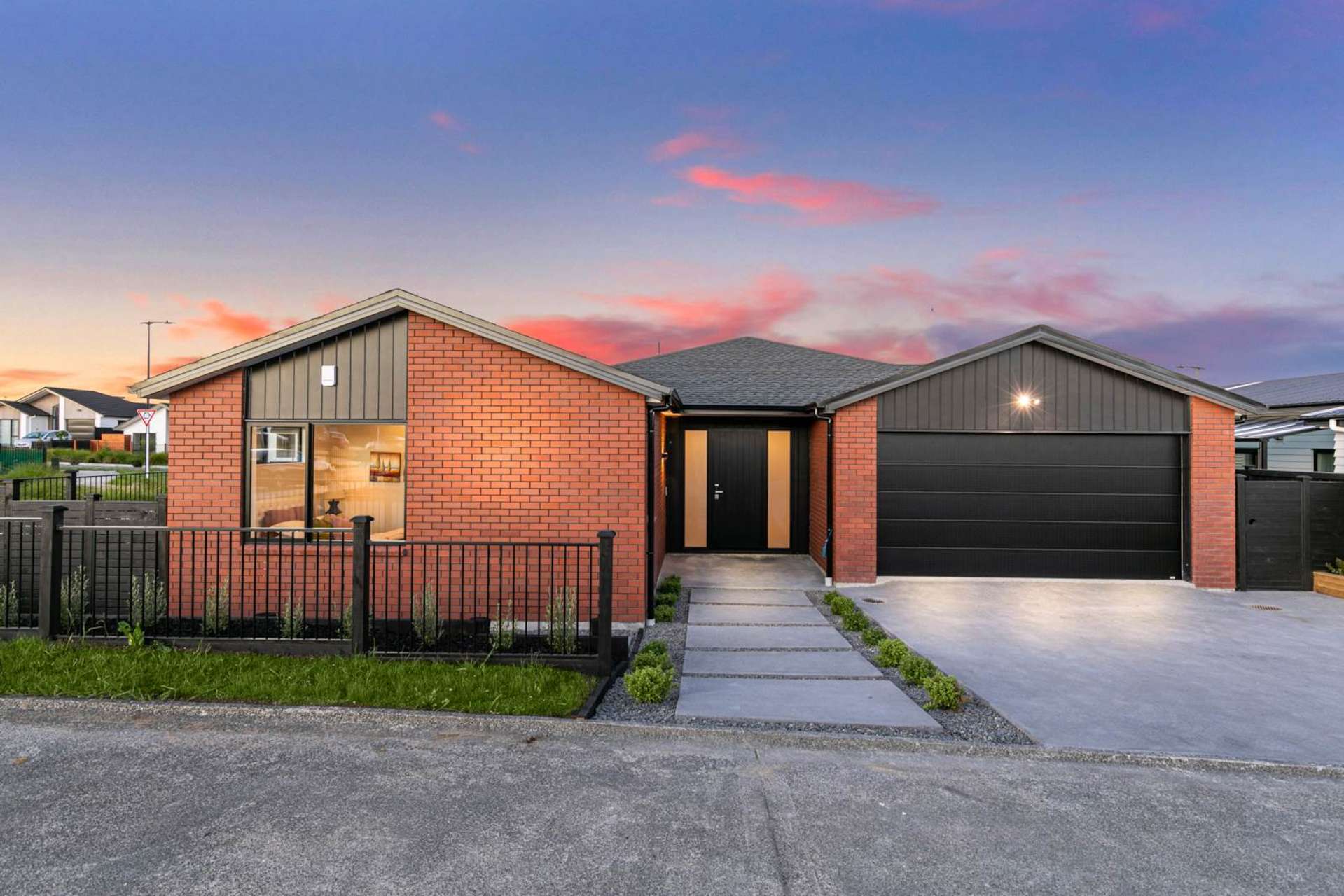 21 Spars Road Wainui_0