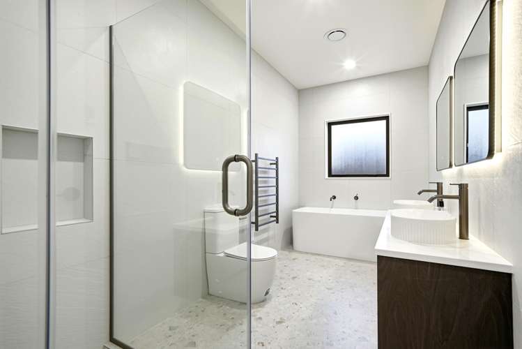 32 Streamview Way Long Bay_7