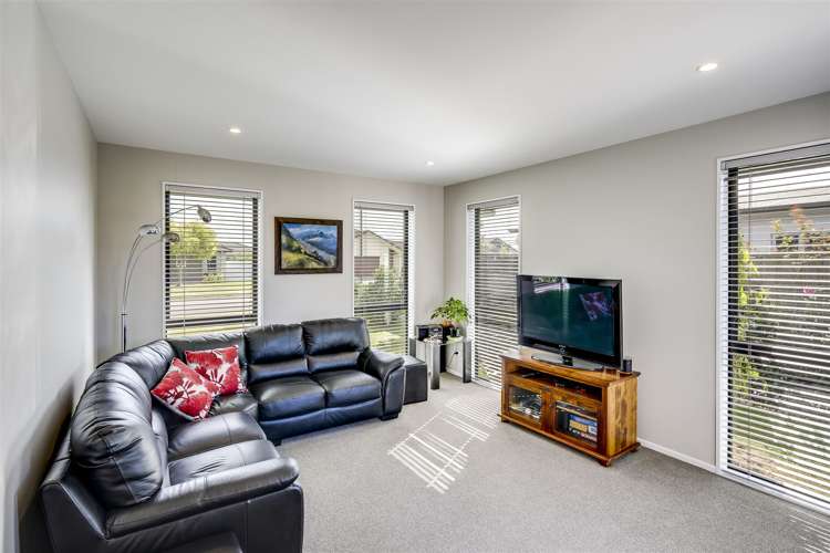 16 Kapiti Drive Poraiti_7