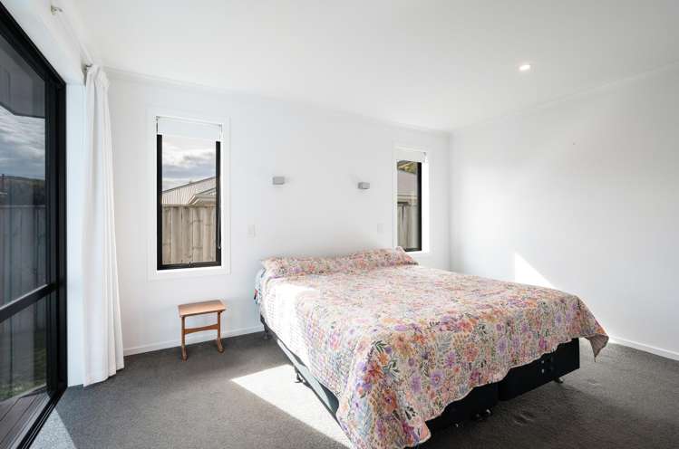 70 Sanctuary Drive Stoke_10