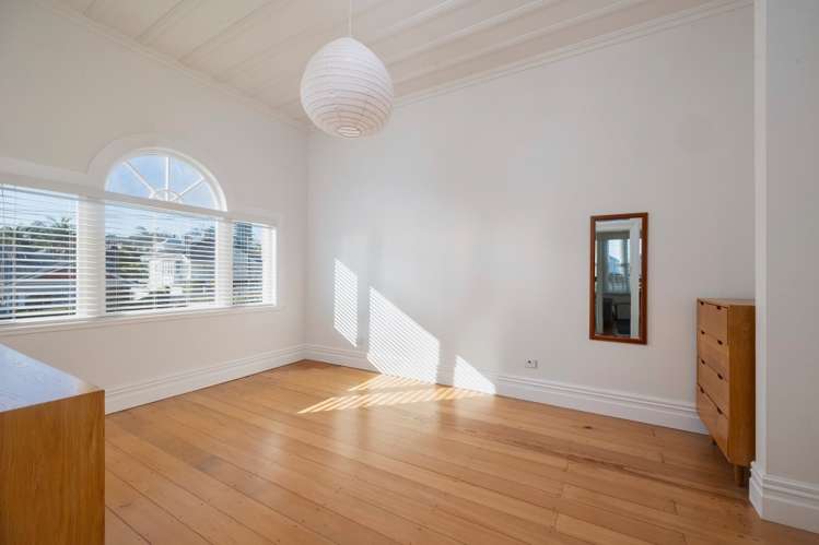 34 Lawrence Street 1685_9