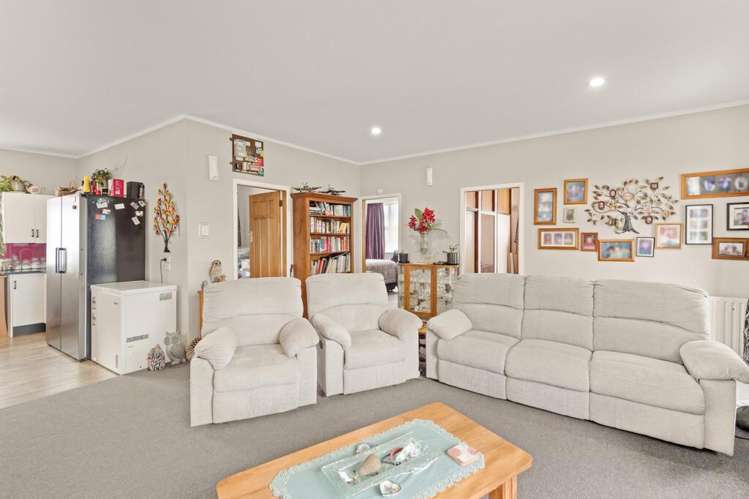 176 Kana Street_4