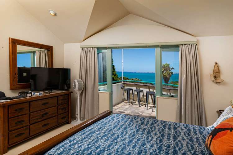 4/92 Churchill Road Murrays Bay_24