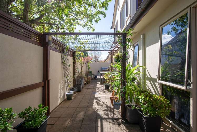 2/1328 Pukuatua Street Rotorua Central_3