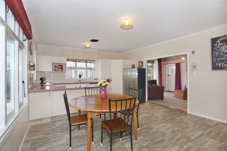 49 Grey Street Feilding_2