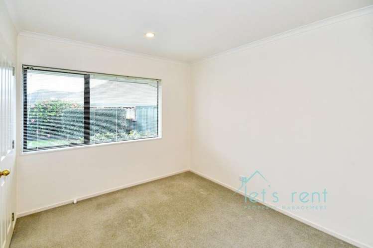 2 Pat O'Connor Place 10699_12