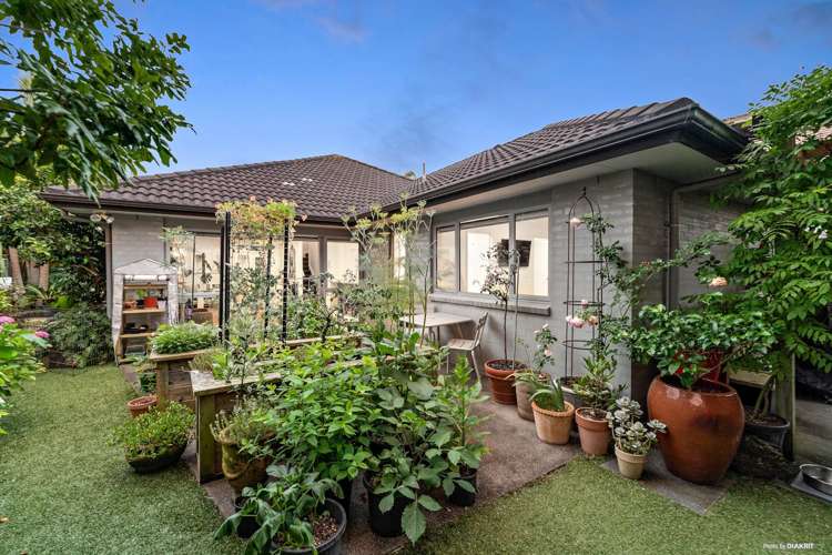 42 Flintridge Drive Flat Bush_8