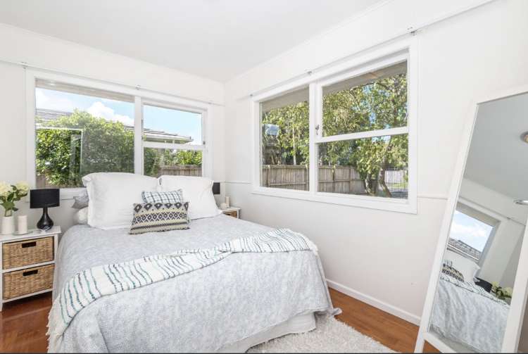 6 Gill Avenue Te Atatu Peninsula_12