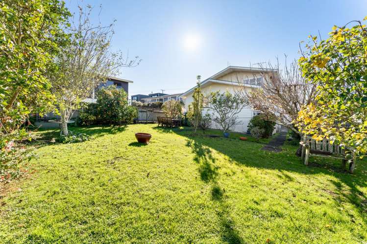 15 Jaemont Avenue Te Atatu South_40