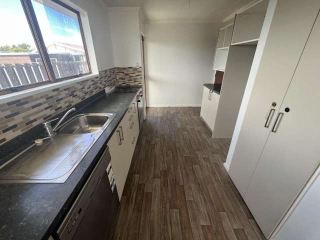 27 Exeter Crescent Springvale_1