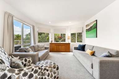 77 Golf Road_2