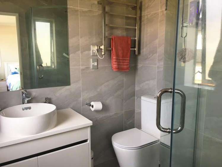 16 Hikuawa Road Flat Bush_15