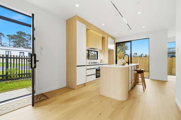 1/6 Allington Road Royal Heights_10