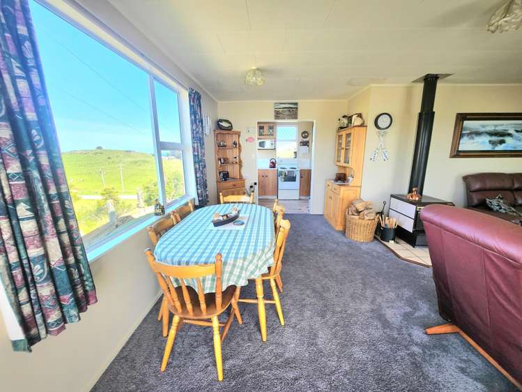 1 and 5 Wilson Street Moeraki_11