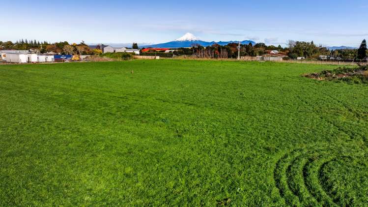 1 Waitara Road Brixton_27