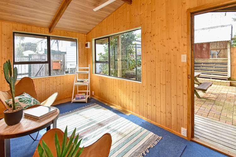 7 Deodar Place Totara Heights_17