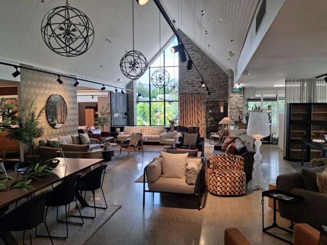 6-22 Ardmore Street Wanaka_2