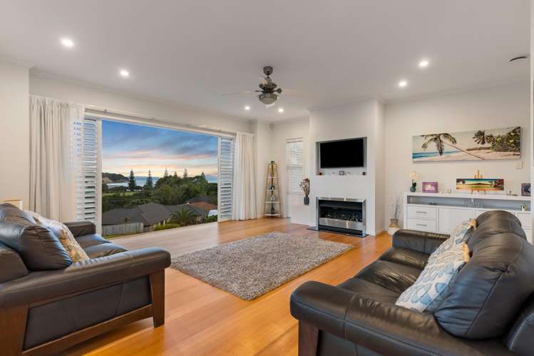 24 Kotanui Avenue Army Bay_6