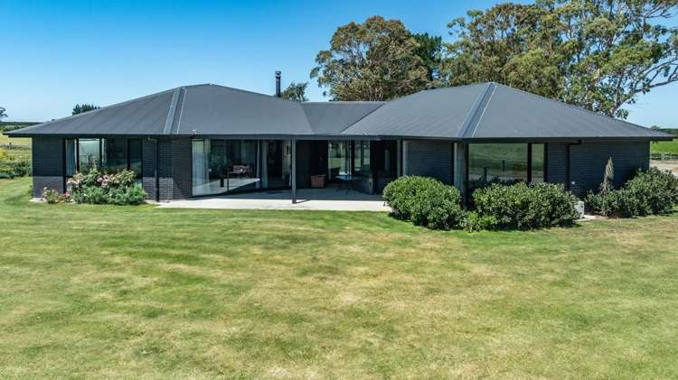 499 Ridgens Road Charing Cross_10